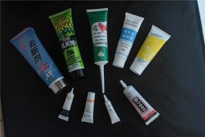 מכונת מילוי צינורות קוסמטיים איטום קולי